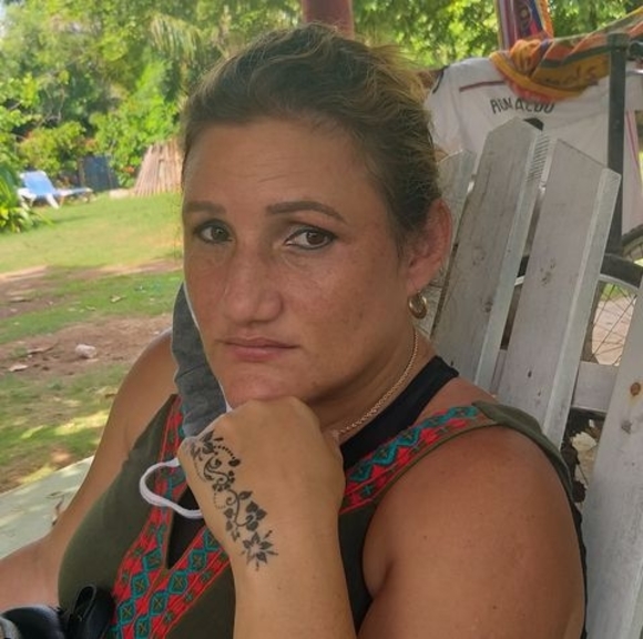 Meet your Posher, Daylin - Picture 1 of 1